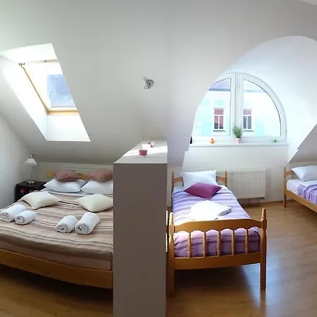 Apartmanhotel Mystayprague 3*
